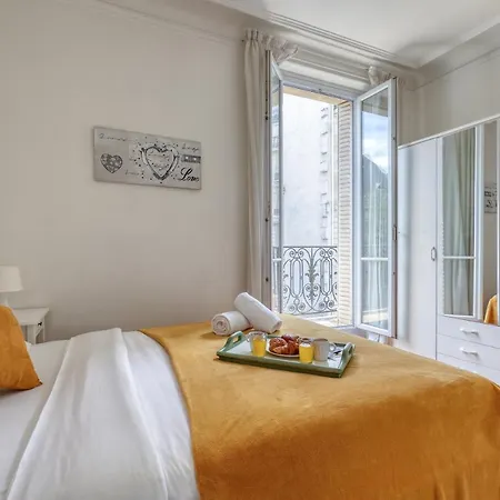 Apartment Cosy Parisian 1bdr Flat - Prime Location Le Marais *